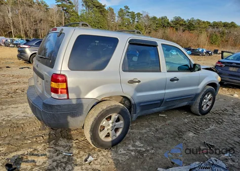 2005 Ford Escape Xlt из США, поврежденный, VIN 1FMYU93165KA34855